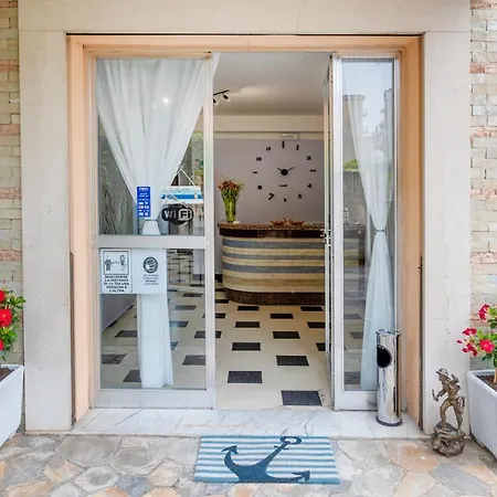 Hotel Adriana Pietra Ligure