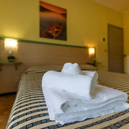 Adriana Hotel *